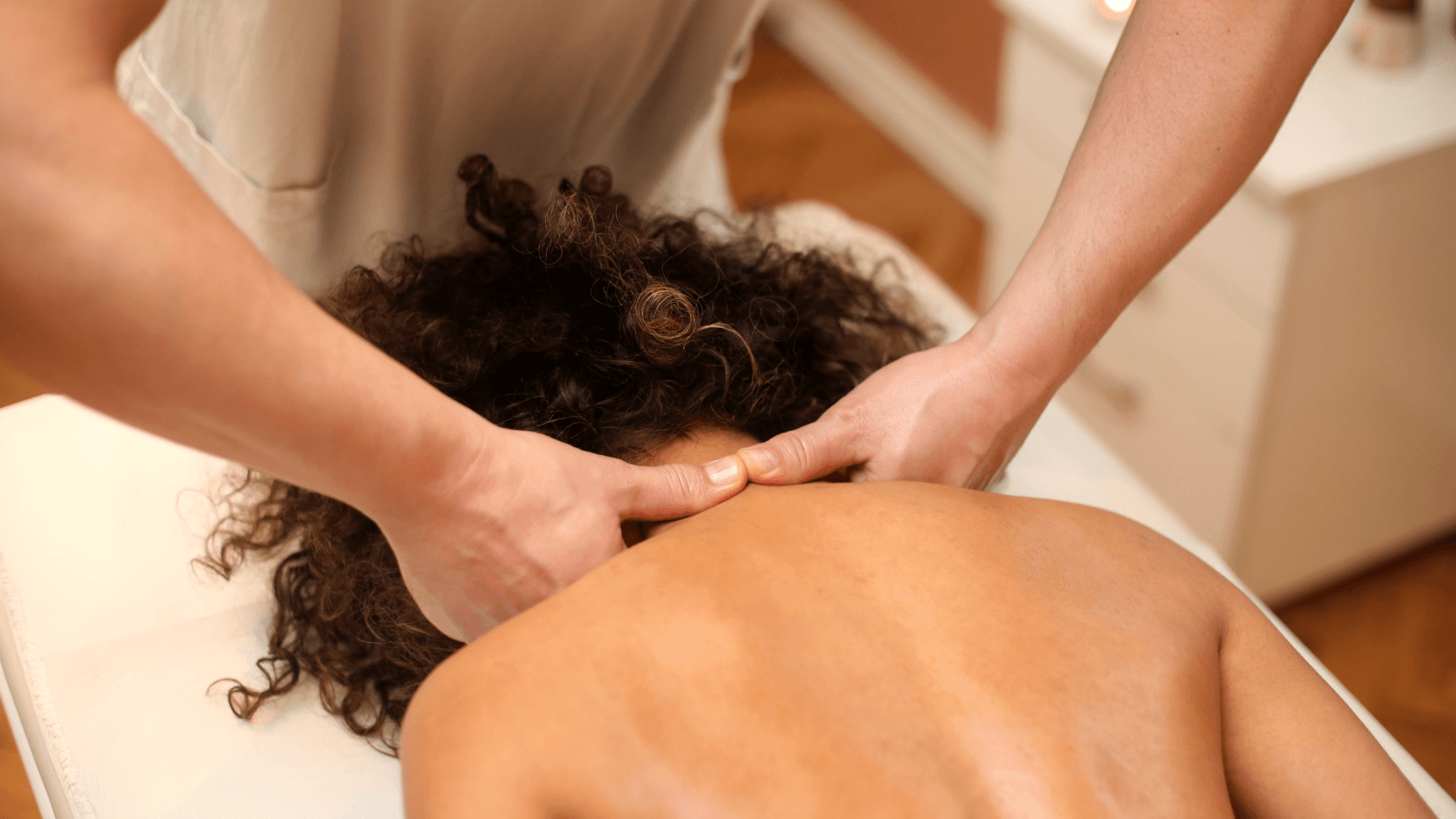 How Massage Can Help Alleviate Knots & Pain in the Neck & Shoulder